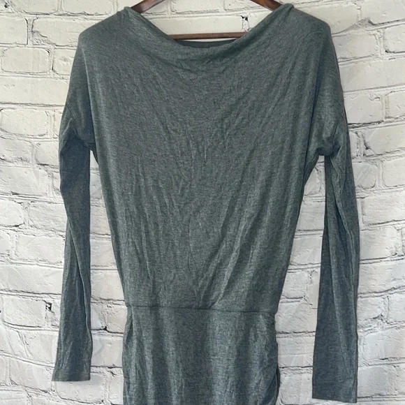 Athleta Gray Long Sleeve Dress Size XXS Excellent Condition - Picture 4 of 10